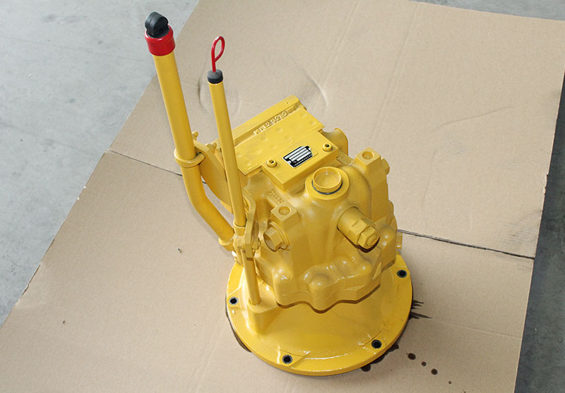 PC200-8回转单马达